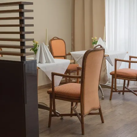 Hotel Panland 3*
