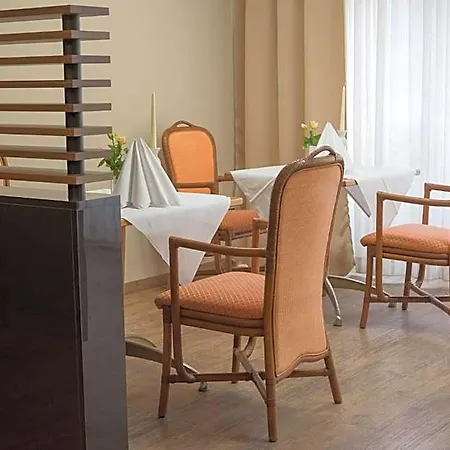Hotel Panland 3*