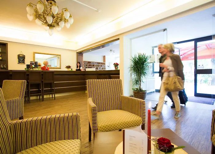 Panland Hotel 3*