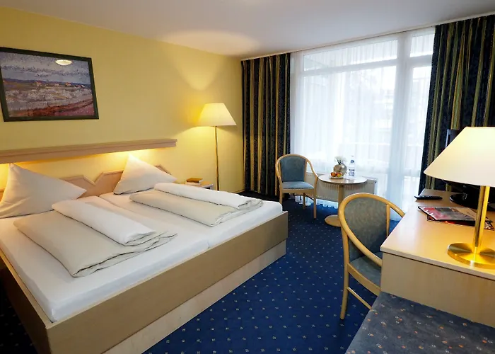 Panland Hotel 3*